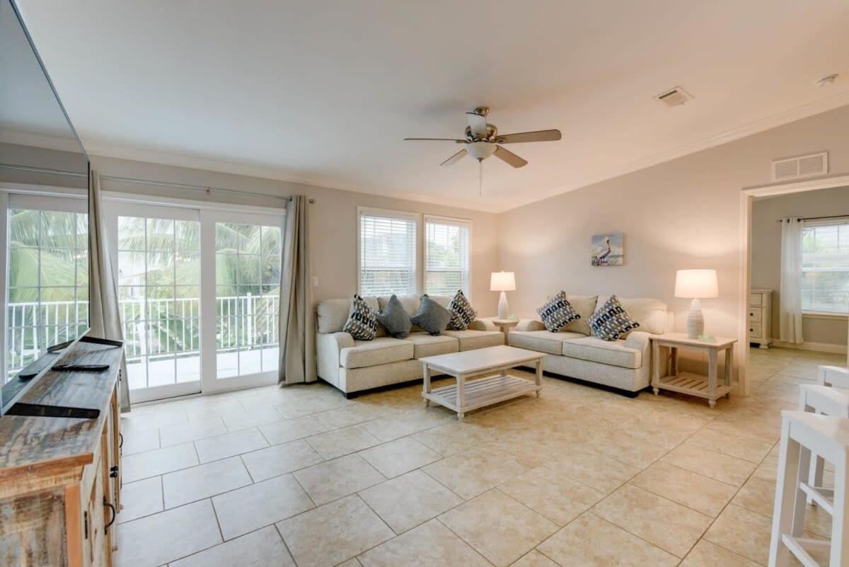 Loggerhead Lagoon - Modern Waterfront Home Pirates Cove Exteriér fotografie